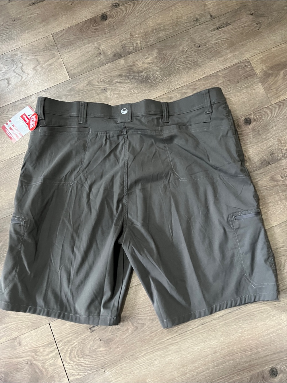 Wrangler Outdoor All Terrain Cargo Shorts Size 44 New
